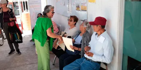 Adultos mayores con INAPAM: quién puede recibir aguinaldo en diciembre de 2026