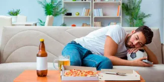 “Mal del puerco”: por qué da sueño después de comer y cómo ocurre