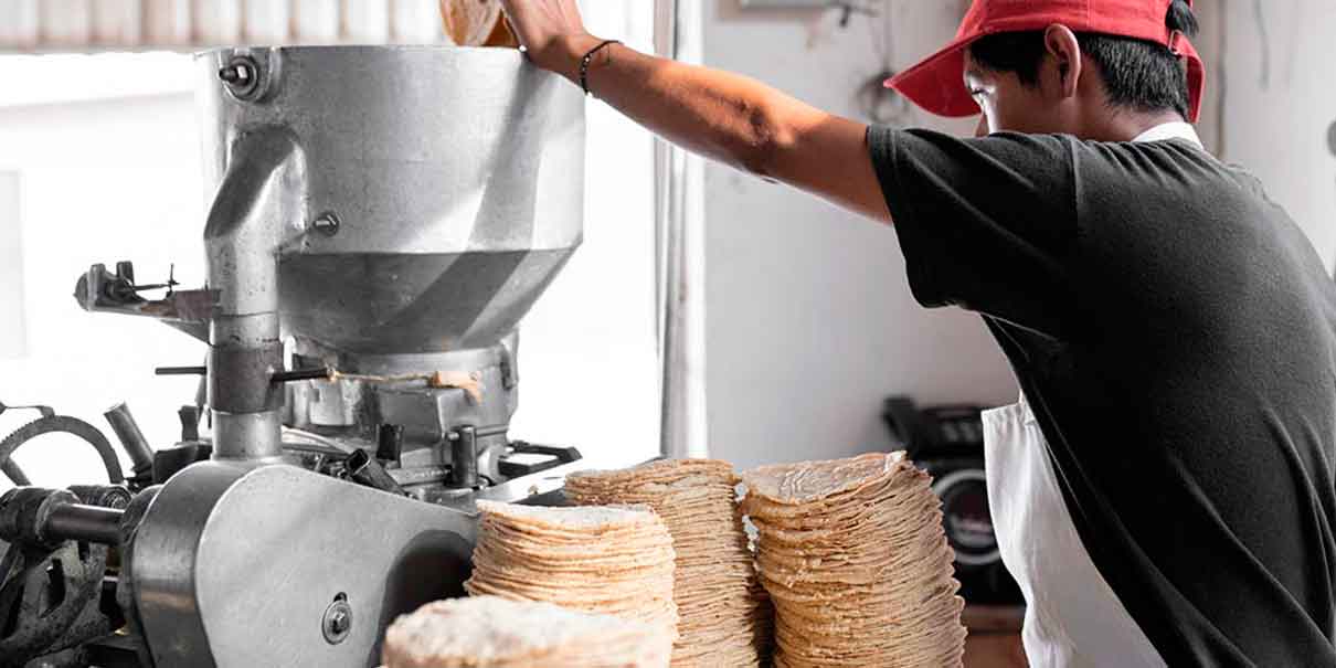 Advierten aumento al precio de la tortilla de hasta 4 pesos por kilo