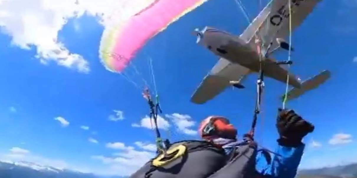 Avioneta arrolla parapente en el aire y deja escena estremecedora