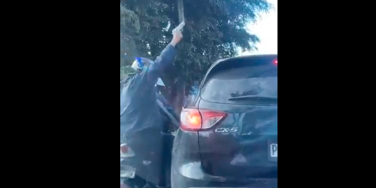 Asaltante dispara contra conductor en pleno tráfico de Guatemala. VIDEO