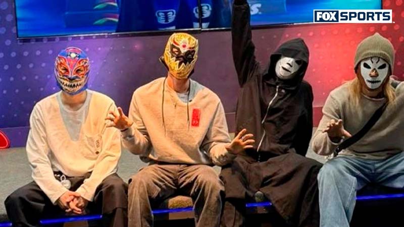 ¡Locura total! BTS aparece en lucha libre y Místico les dedica su entrada
