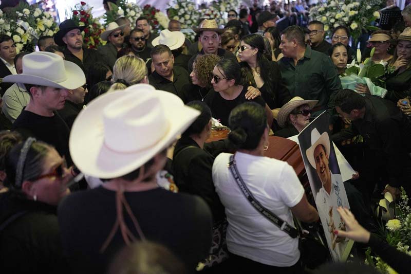 “Apagaron su voz, pero no su lucha”: Viuda de Carlos Manzo promete seguir el legado del alcalde asesinado en Uruapan