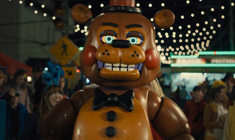 En el cine terror con Five Nights At Freddys 2 y acción en Código Venganza