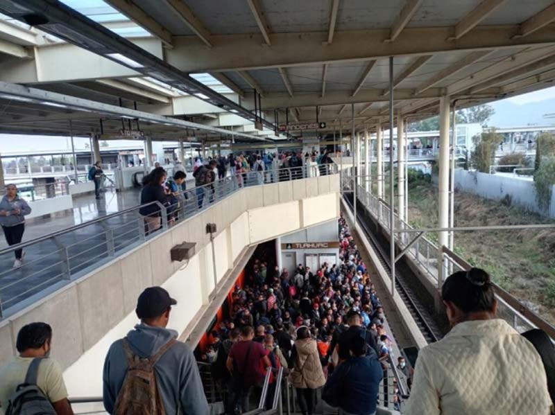 Frenan paro en el Metro CDMX tras acuerdo; deja 2 millones de usuarios afectados