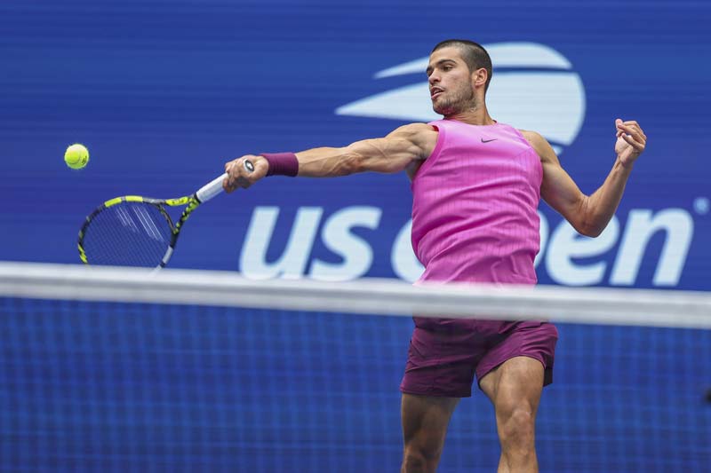 Carlos Alcaraz derrota a Jannik Sinner y se convierte en el nuevo líder del ranking mundial