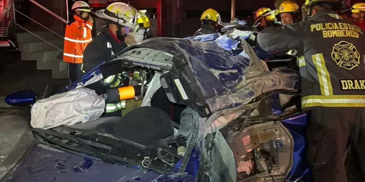Arrancones en la Vía Atlixcáyotl dejan dos jóvenes muertos en Puebla