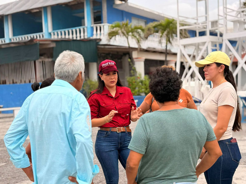 La entrega de efectivo generó cuestionamientos por las aspiraciones políticas de Diana Zepeda rumbo a 2027, aunque no se ha acreditado una infracción electoral.