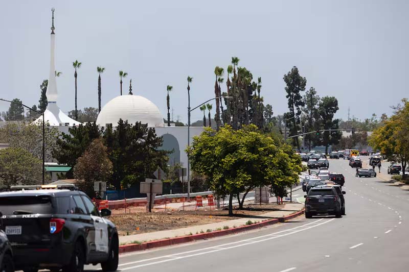 Tiroteo en centro islámico deja cinco muertos en San Diego; agresores eran jóvenes