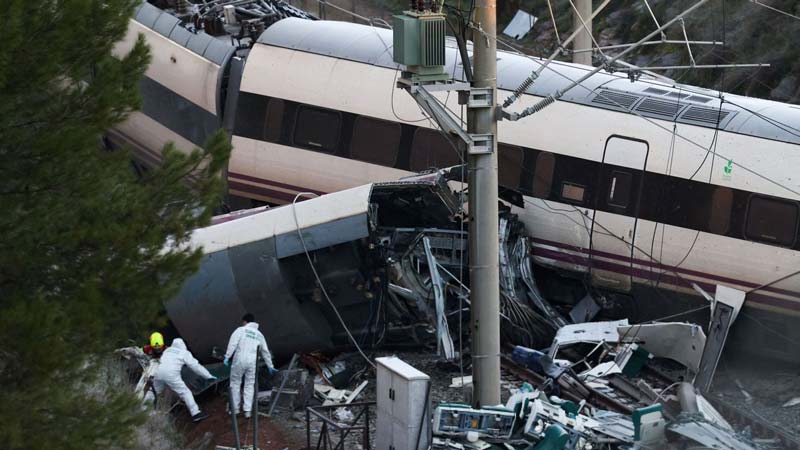 Ya son 41 las víctimas mortales por la tragedia ferroviaria en Andalucía