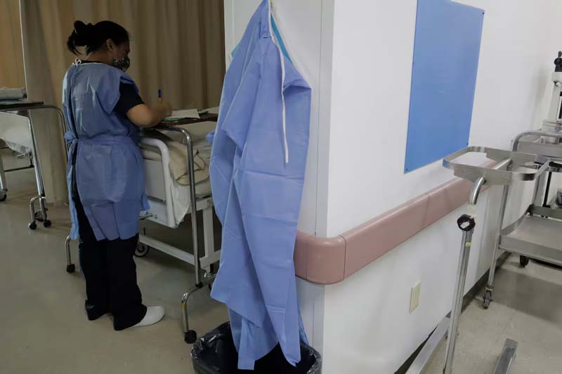 De los 135 médicos afectados, 41 continuaban hospitalizados.