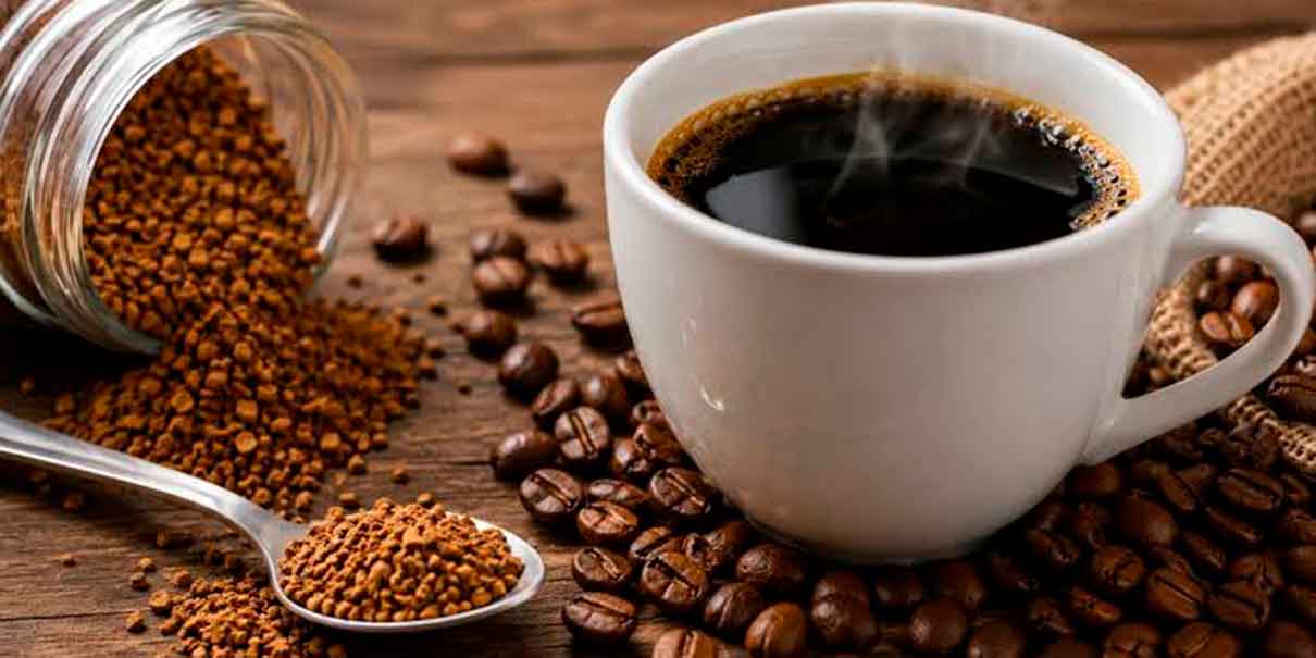 Consumir café constantemente puede causar daños a la salud