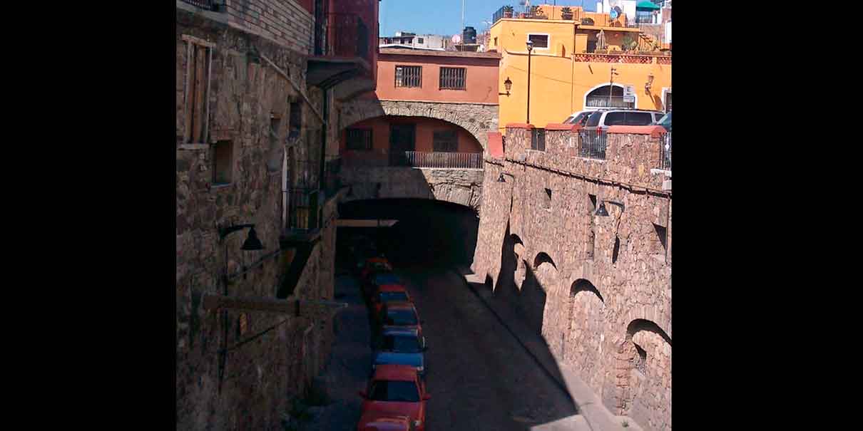 Calle Subterránea Miguel Hidalgo