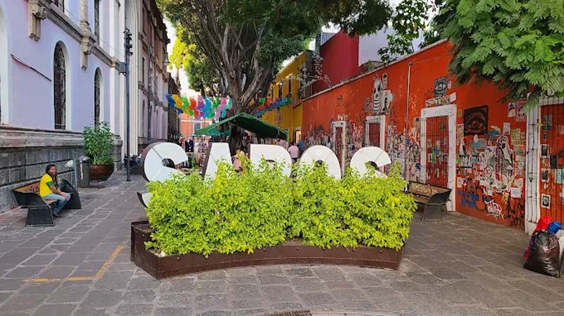 Descubre el Callejón de los Sapos, el barrio más pintoresco del Centro Histórico de Puebla