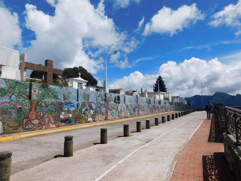 Caminar sobre el vacío sí es posible: así es el Mirador de Cristal de Zacatlán, Puebla