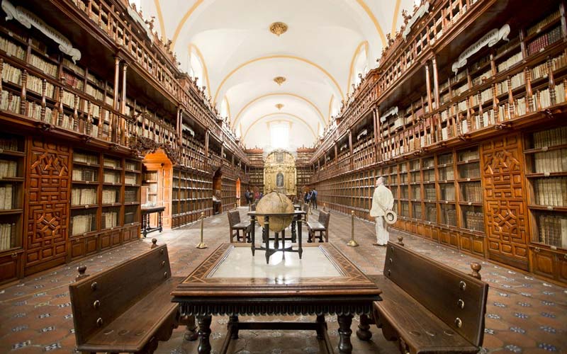 Descubre la majestuosa Catedral de Puebla: arte, arquitectura y turismo cultural