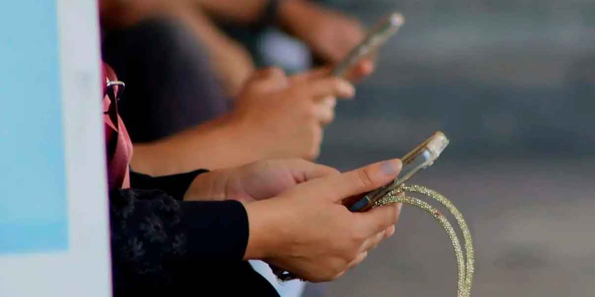 Se regularizará el uso de celulares en escuelas