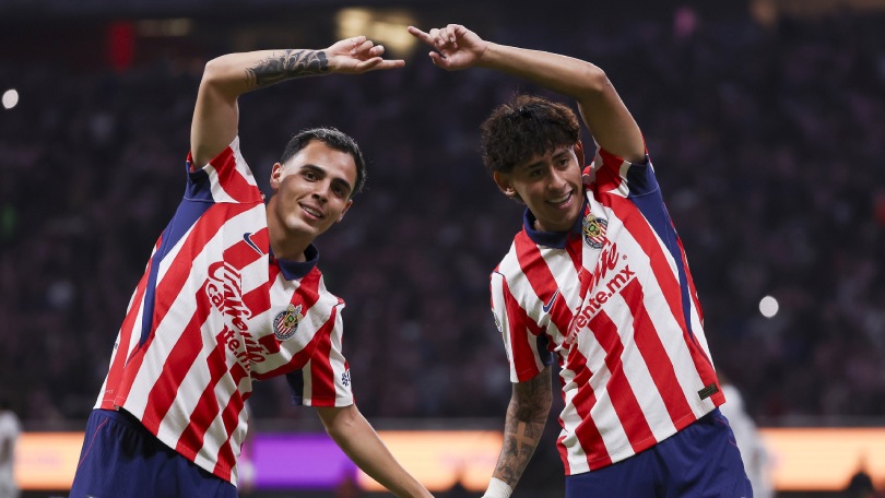 Guadalajara aprovechó el resbalón del América para adueñarse del primer lugar general