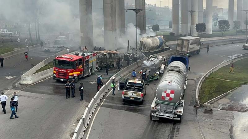 Muere chofer de pipa en Iztapalapa; ya suman 19 muertos del accidente