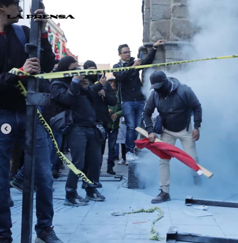 “Si no hay solución, no rodará el balón”; maestros de la CNTE presionan al gobierno