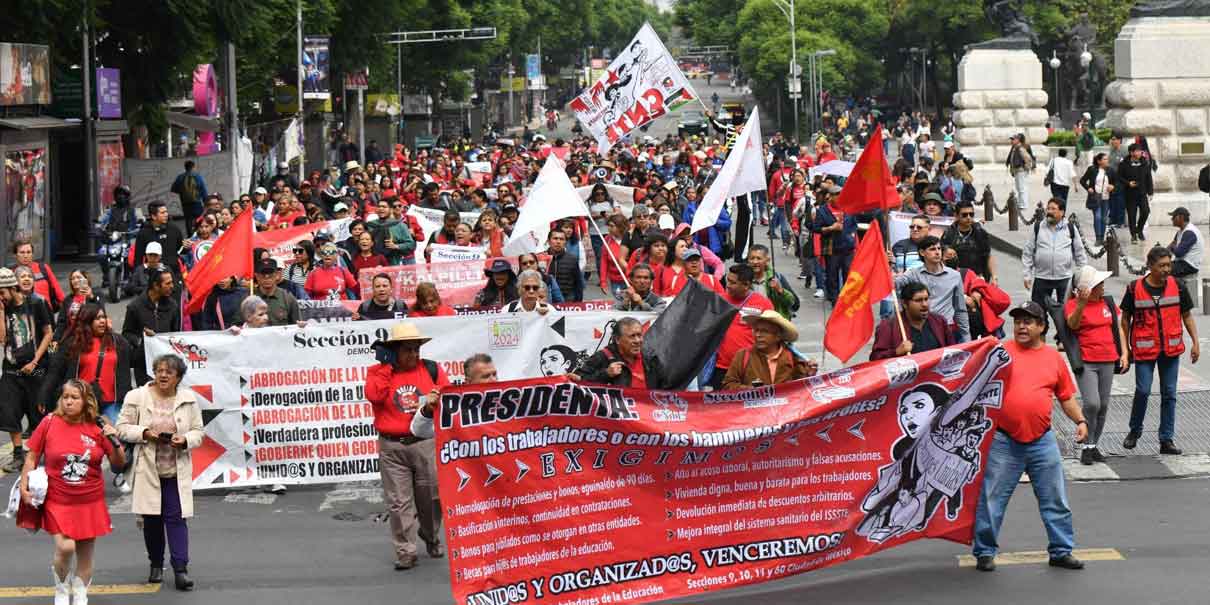 CNTE responde con protesta a tercer plantón de la SEP: exigen fin a descuentos y mejoras laborales