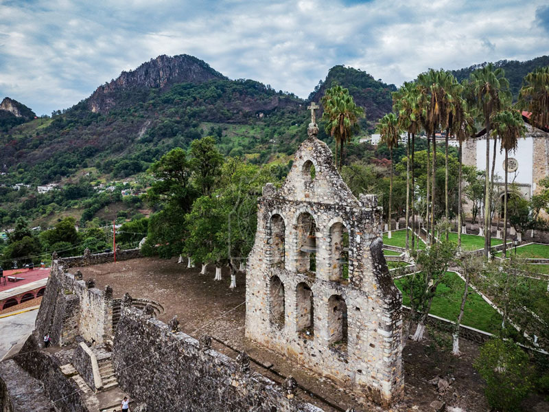 El exconvento de Santa María de Loreto, legado histórico de los frailes agustinos en Molango, Hidalgo.