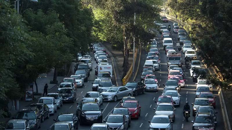 Mala calidad del aire activa Contingencia Ambiental y aplica DOBLE Hoy No Circula