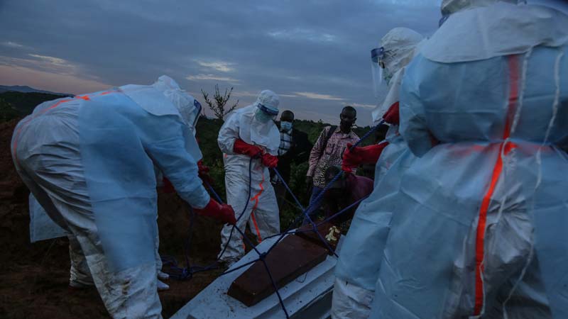 Ébola avanza sin control en Congo: más de 160 muertes y queman centro médico en plena crisis sanitaria