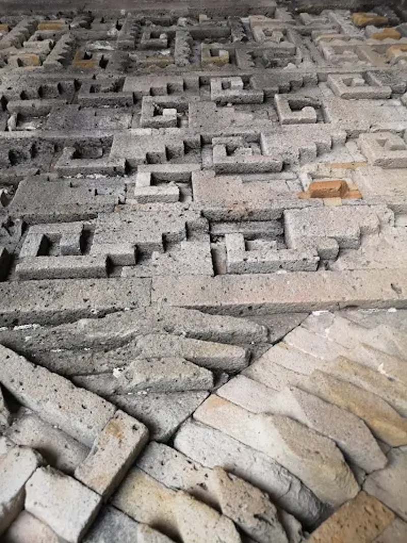 Descubre Mitla, Oaxaca: grecas zapotecas, tumbas ancestrales y cultura viva que fascina a turistas
