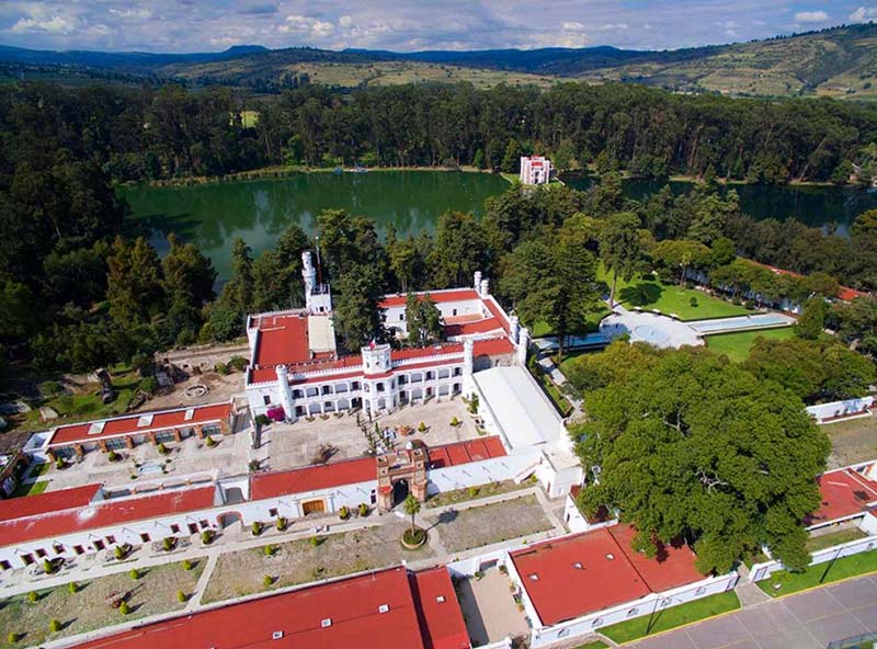 Hacienda de Chautla: el castillo sobre el lago que debes visitar en Puebla
