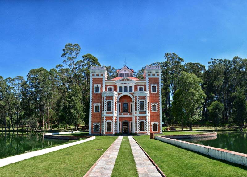 Hacienda de Chautla: el castillo sobre el lago que debes visitar en Puebla