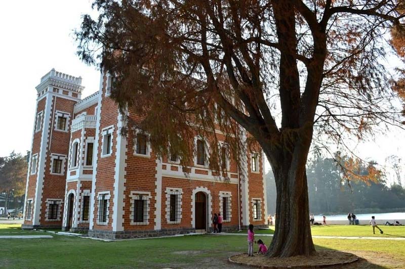 Hacienda de Chautla: el castillo sobre el lago que debes visitar en Puebla