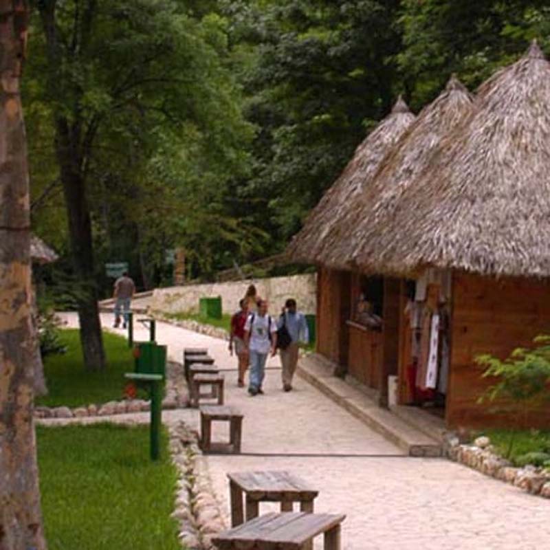 El Chiflón, Chiapas: la joya de cascadas turquesa en el corazón de México