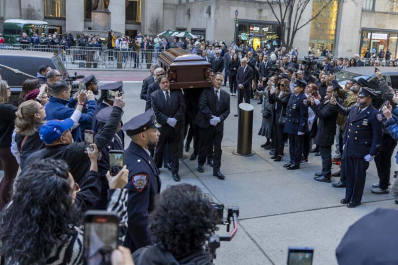 Nueva York rinde homenaje a Willie Colón entre ritmos de salsa y trombones