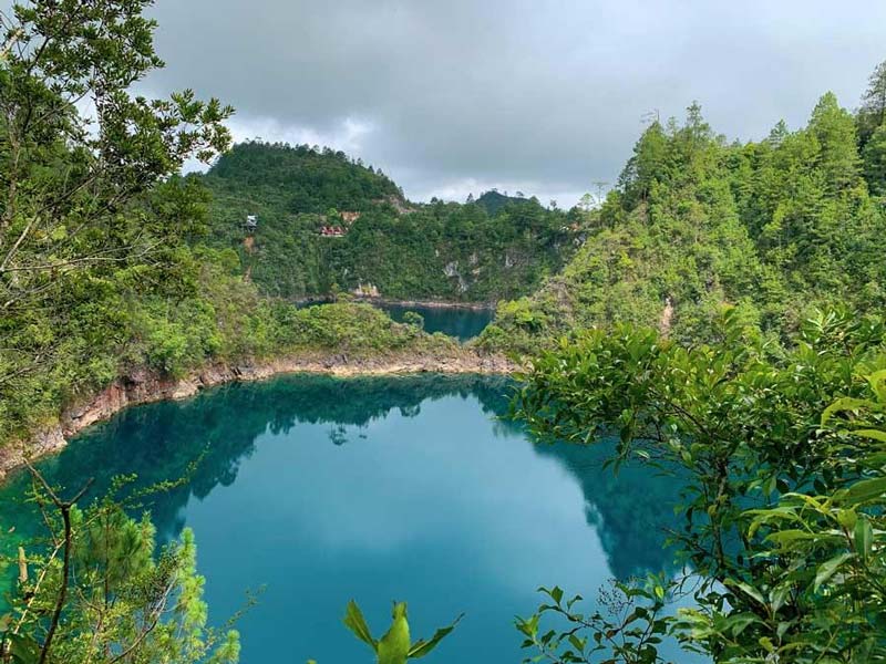De azul a verde esmeralda: así lucen los Lagos de Montebello, joya natural de Chiapas