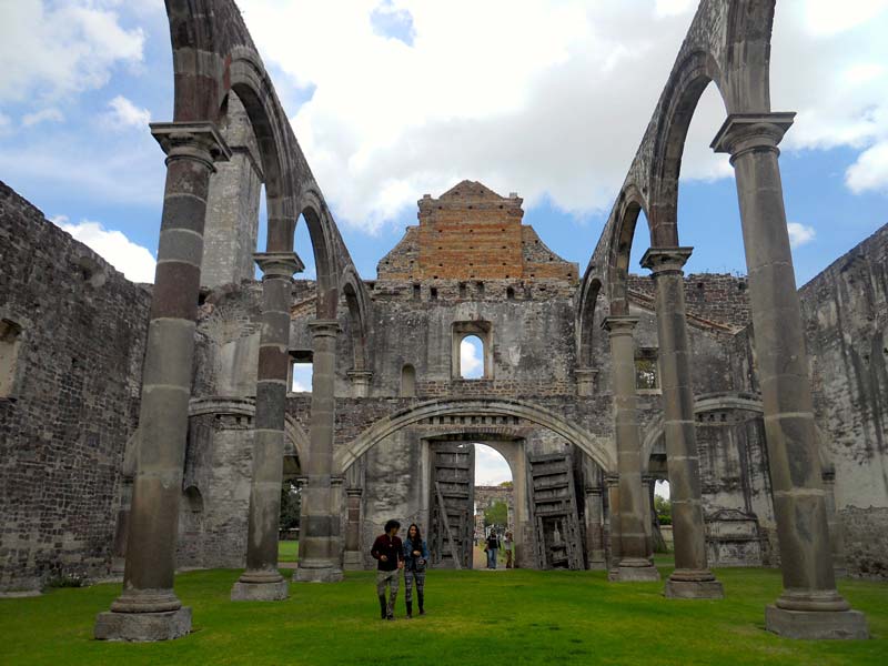 Tecali de Herrera: historia viva en el impresionante Ex Convento del siglo XVI