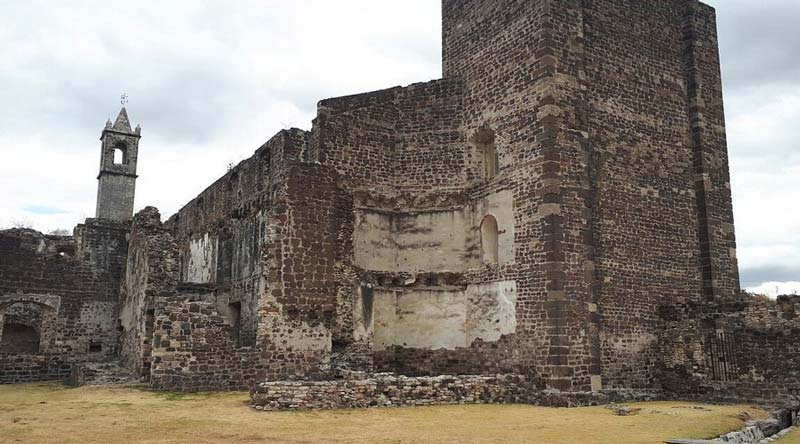 Tecali de Herrera: historia viva en el impresionante Ex Convento del siglo XVI