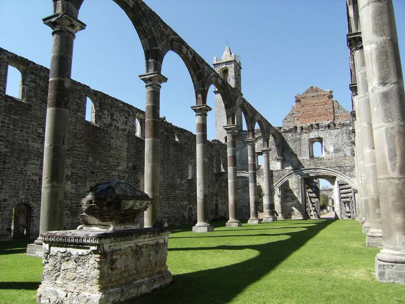 Tecali de Herrera: historia viva en el impresionante Ex Convento del siglo XVI