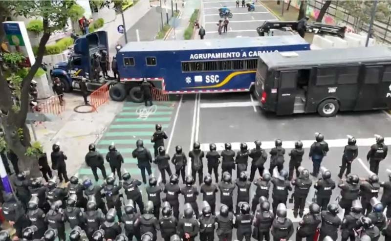 Megaoperativo frena marcha de la CNTE rumbo al estadio del Mundial 2026