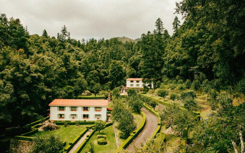 Las Grutas de Xoxafi cuentan con cabañas y zona de camping para disfrutar una escapada de fin de semana.
