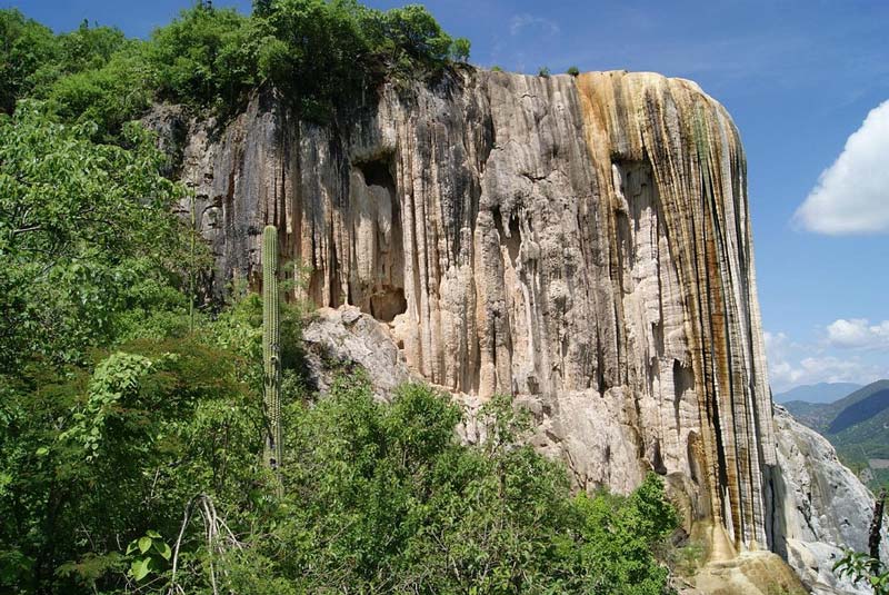 Hierve el Agua Oaxaca: el lugar donde las cascadas se quedaron congeladas