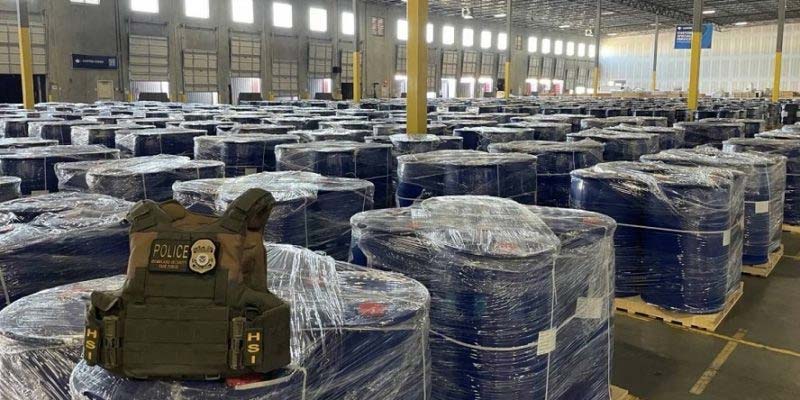 Cártel de Sinaloa bajo presión: ICE decomisa en alta mar químicos para producir metanfetamina