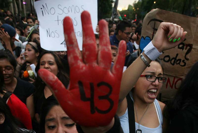 Cae en California militar buscado por México por el caso Ayotzinapa