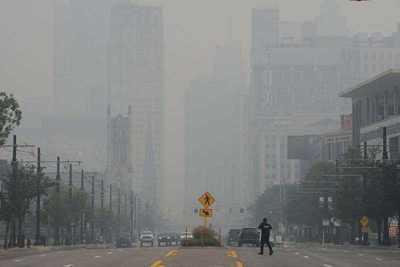 Impactantes imágenes: humo de incendios en Canadá cubre Nueva York previo a la final del Mundial 2026