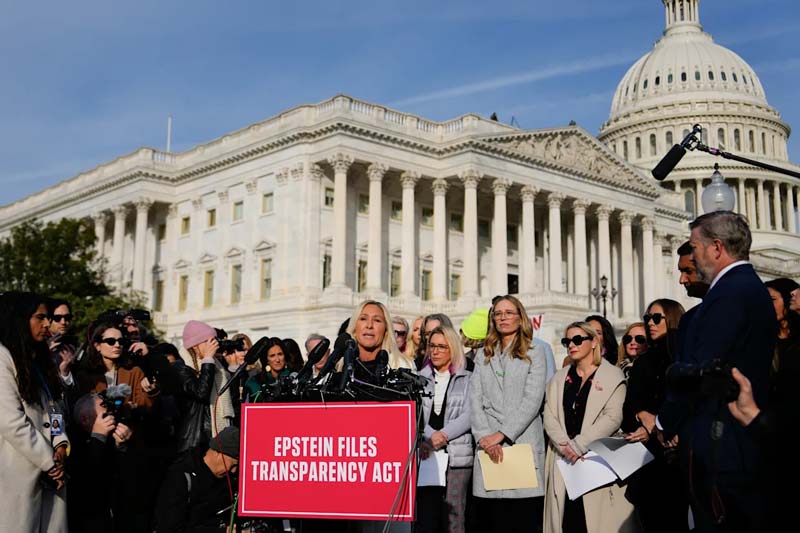 Congreso de EUA ordena publicar archivos de Epstein y abre crisis política para Trump