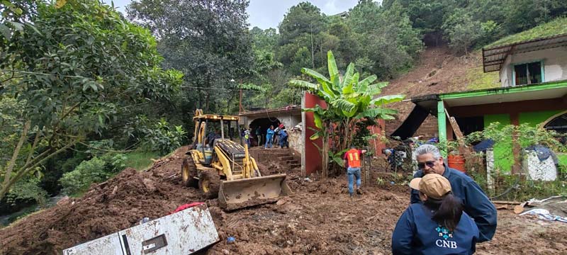 Lluvias dejan 66 fallecidos y 191 comunidades aisladas en cinco estados de México