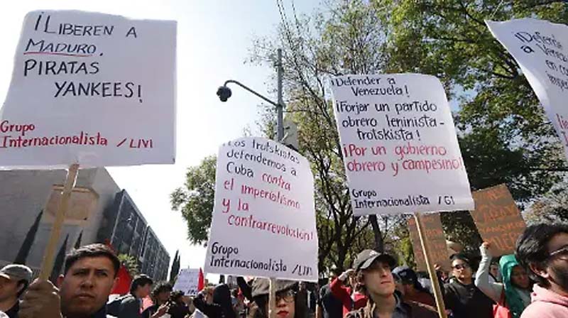 Frente a la embajada de Estados Unidos, ciudadanos repudian detención de Maduro