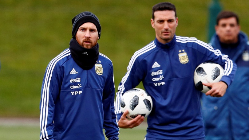 messi y scaloni