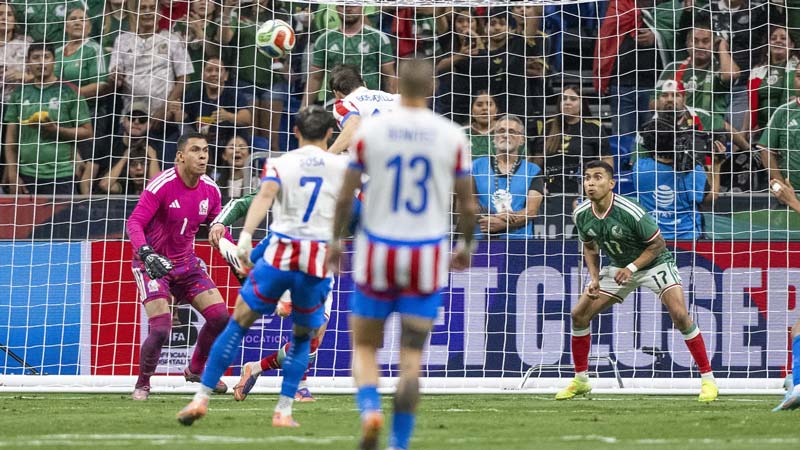 México cierra 2025 con otra derrota; seis partidos sin ganar y abucheos en el Alamodome