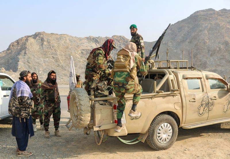 Pakistán bombardea Kabul y declara guerra abierta a Afganistán